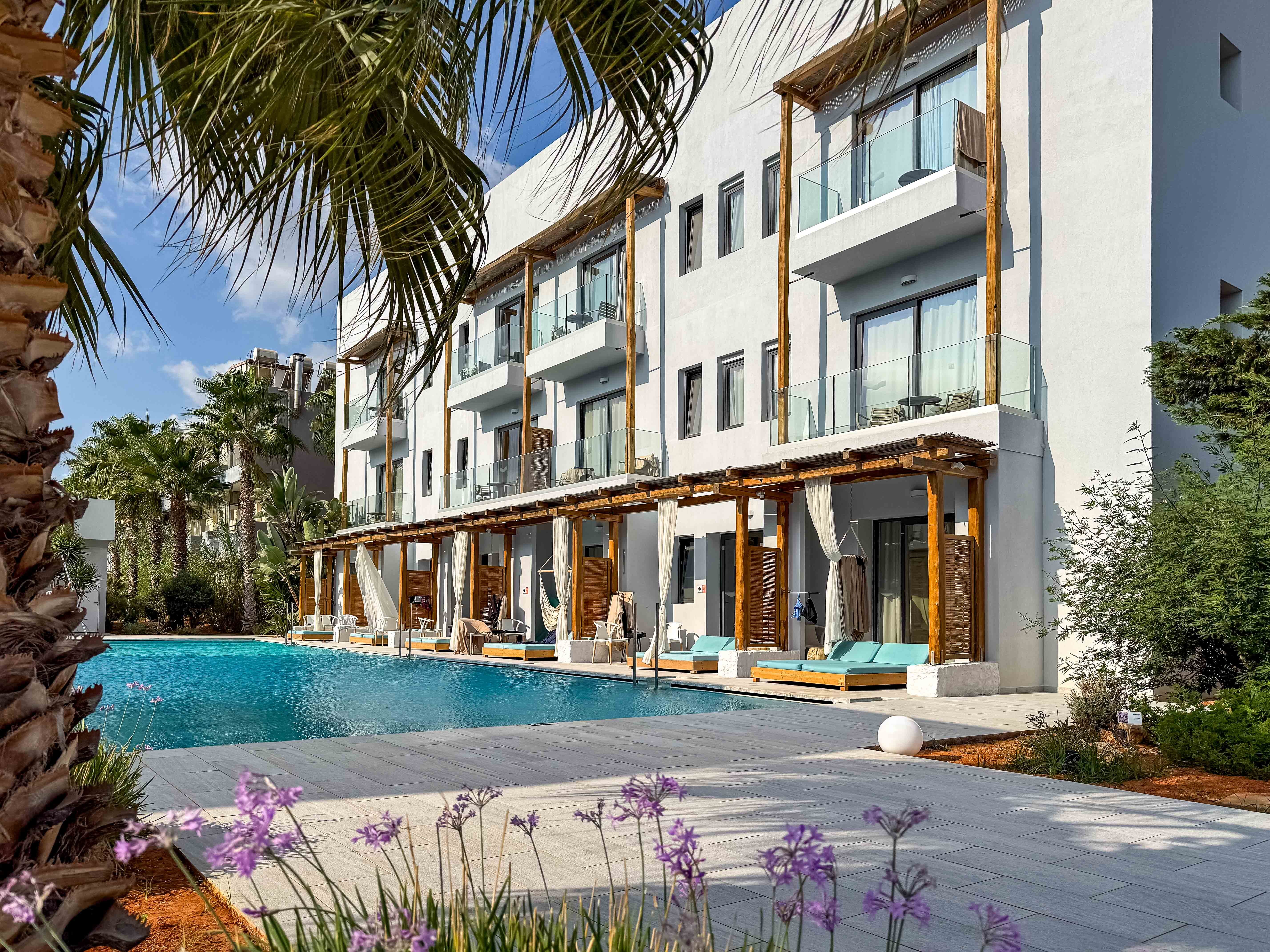 Paralos Lifestyle Beach-泳池