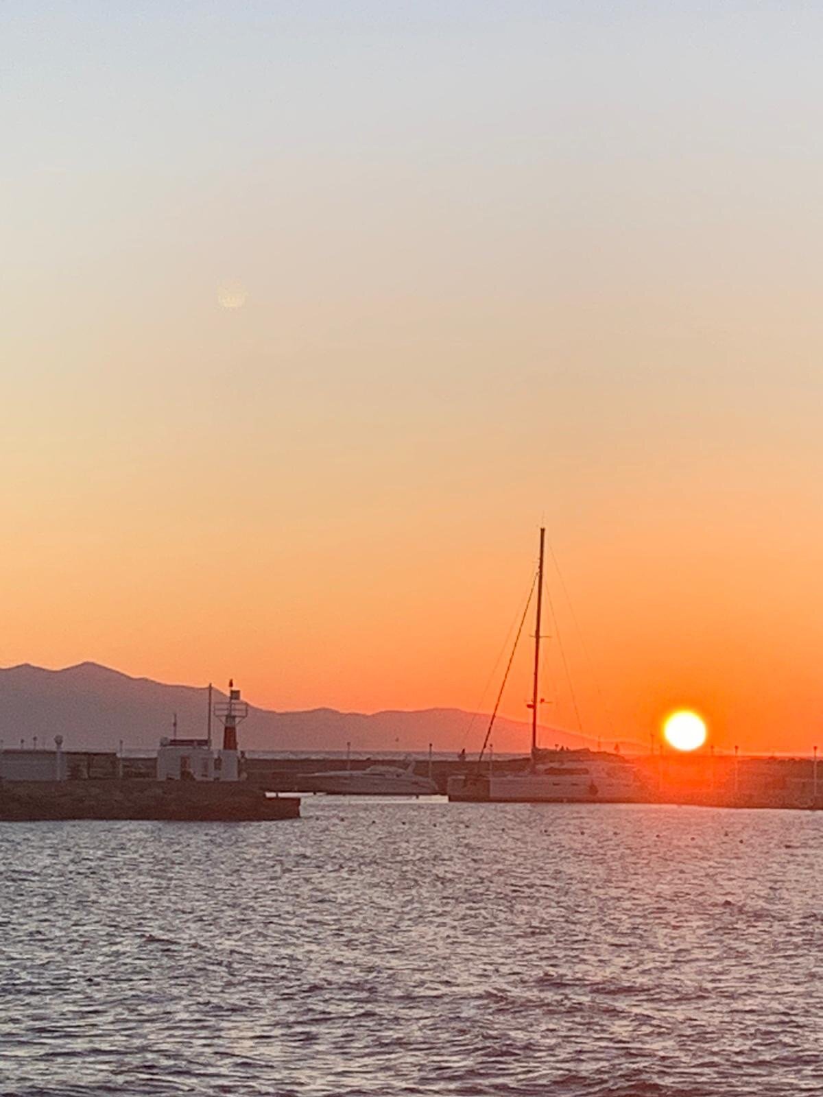 Blue Sky Hotel Apts-官方