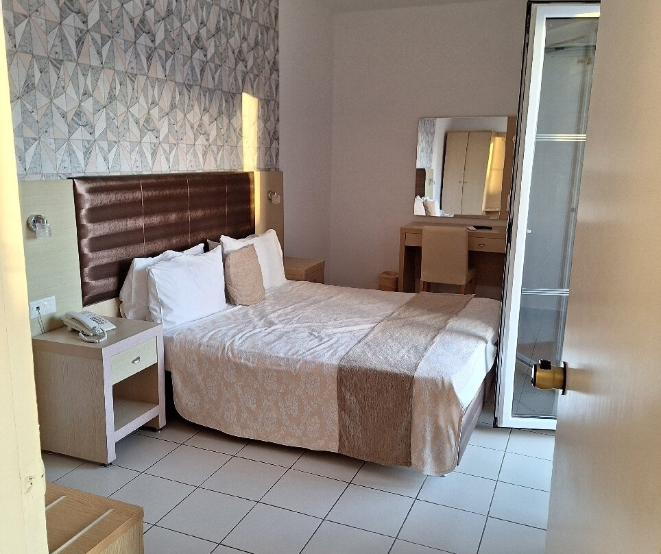 Caravel Apartment Hotel主图