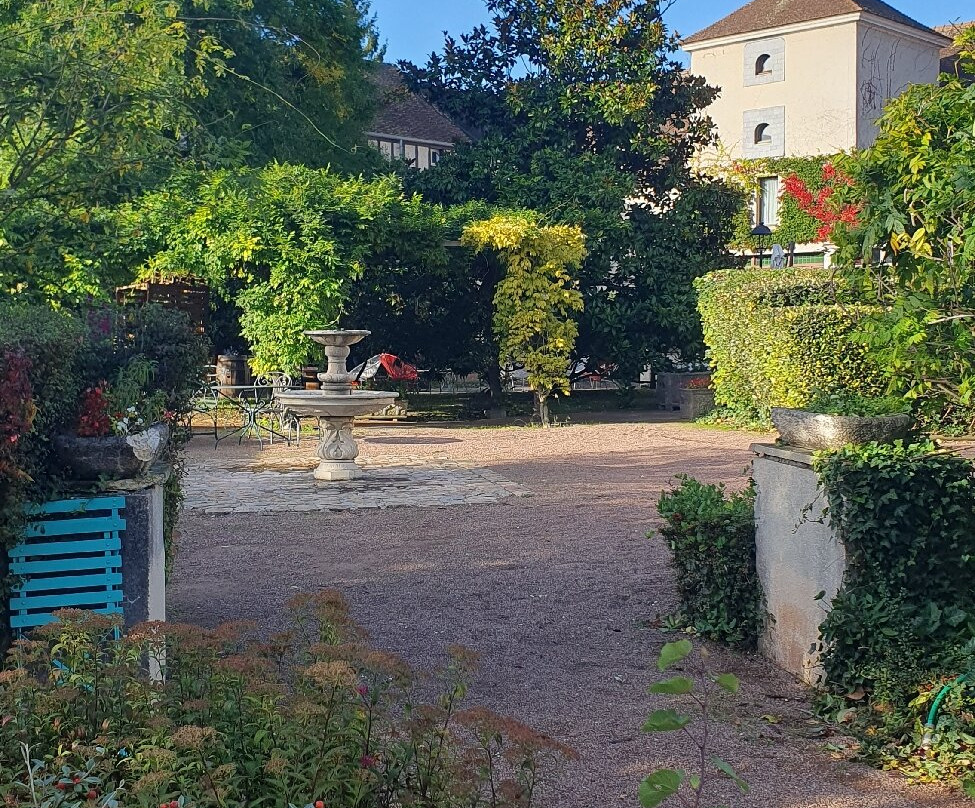 Le Manoir De Gressy主图