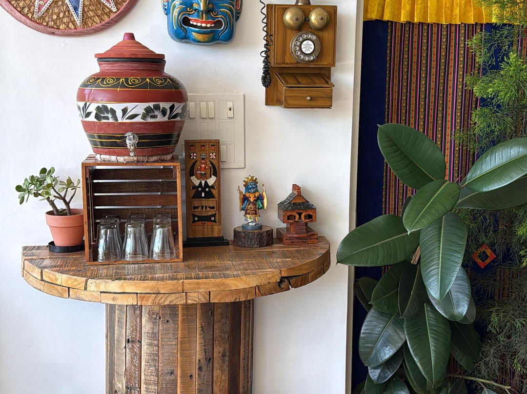 The Himaal, Bir主图