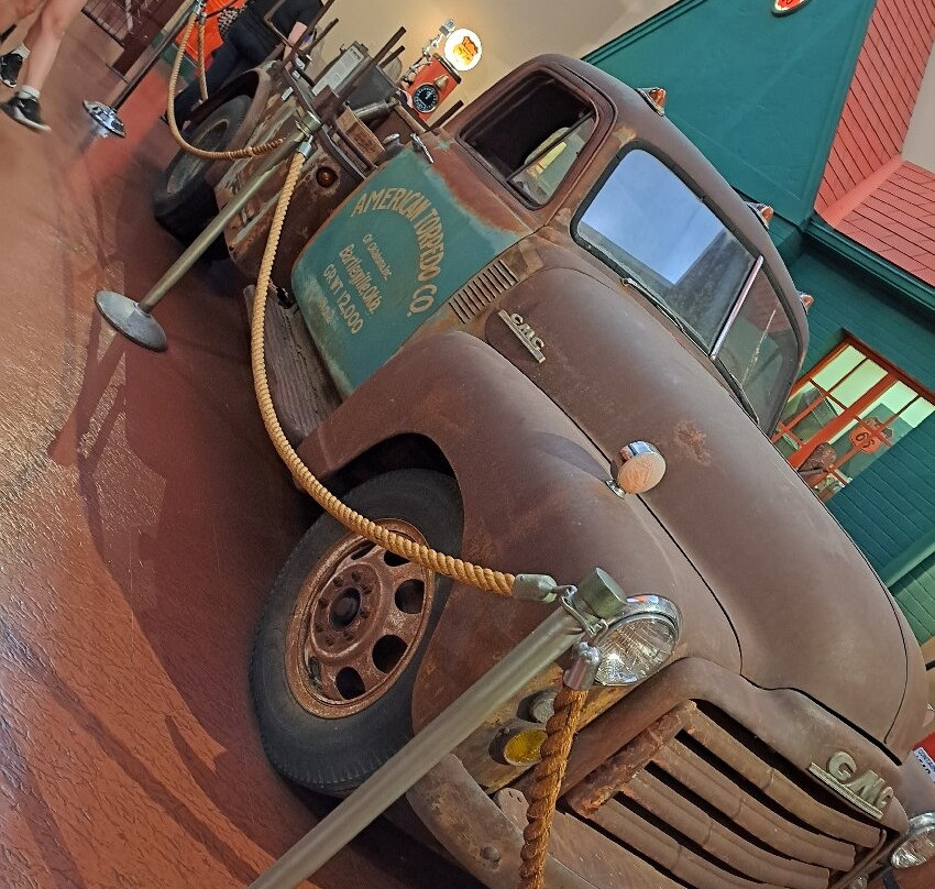 Woolaroc Museum & Wildlife Preserve-巴特尔斯维尔必去景点