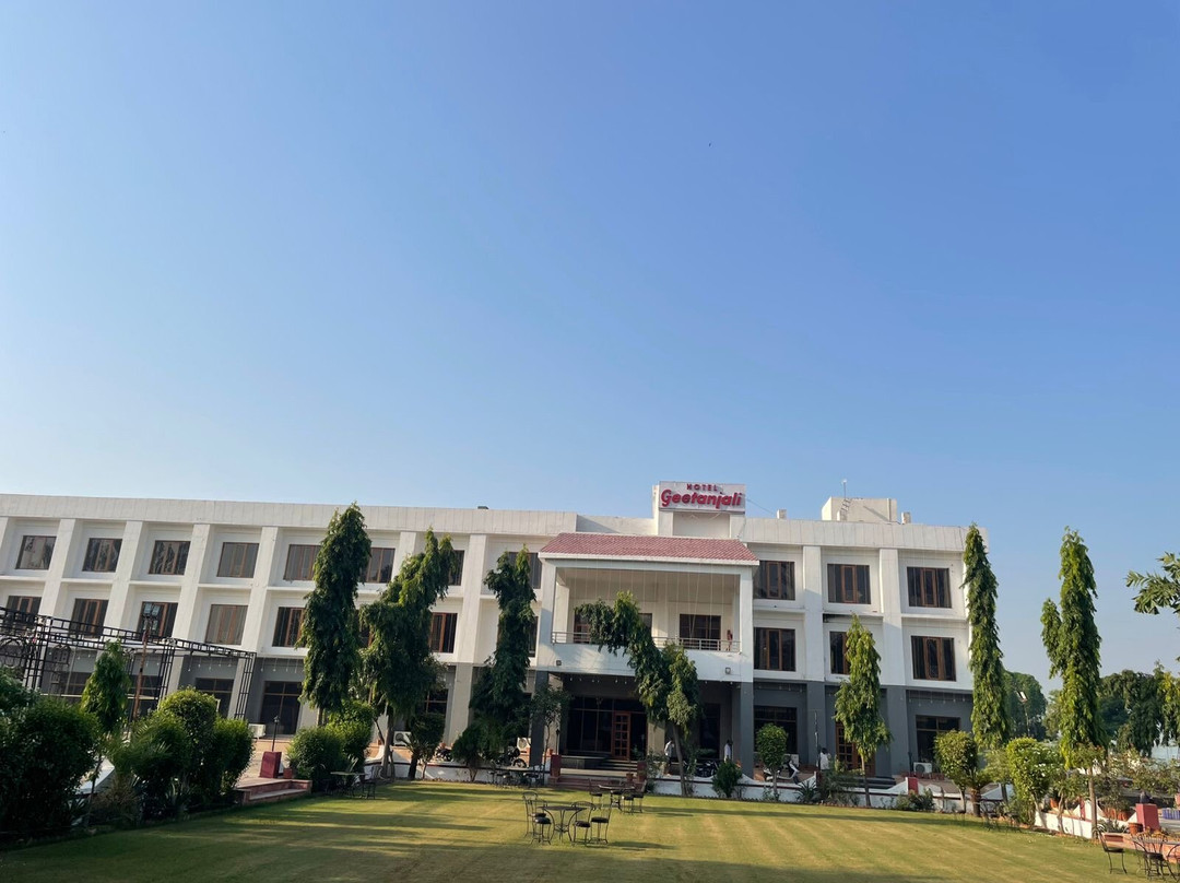 Geetanjali Hotel & Motel主图