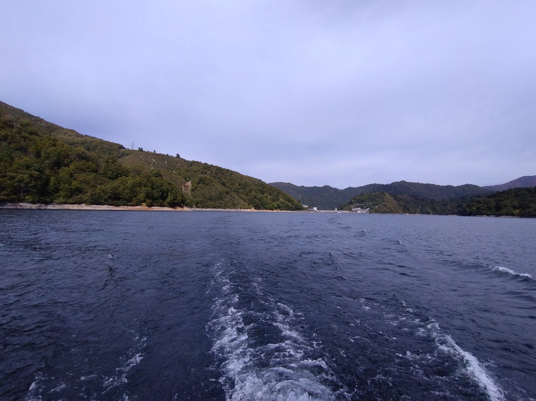 Okutadami Lake Pleasure Boat-鱼沼市必去景点