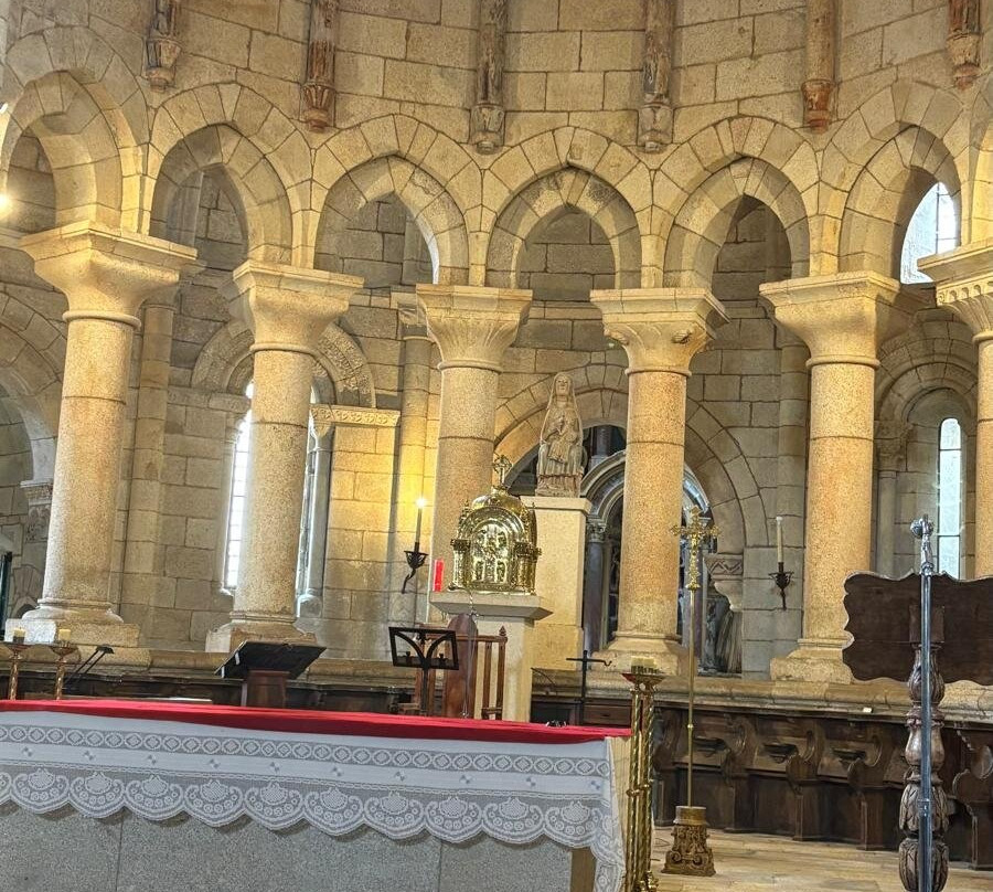 Monasterio de Oseira-San Cristovo de Cea必去景点