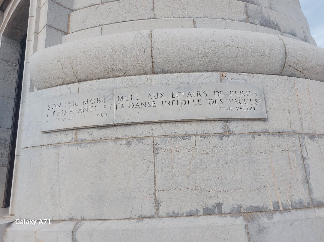 Phare Saint Louis-赛特必去景点