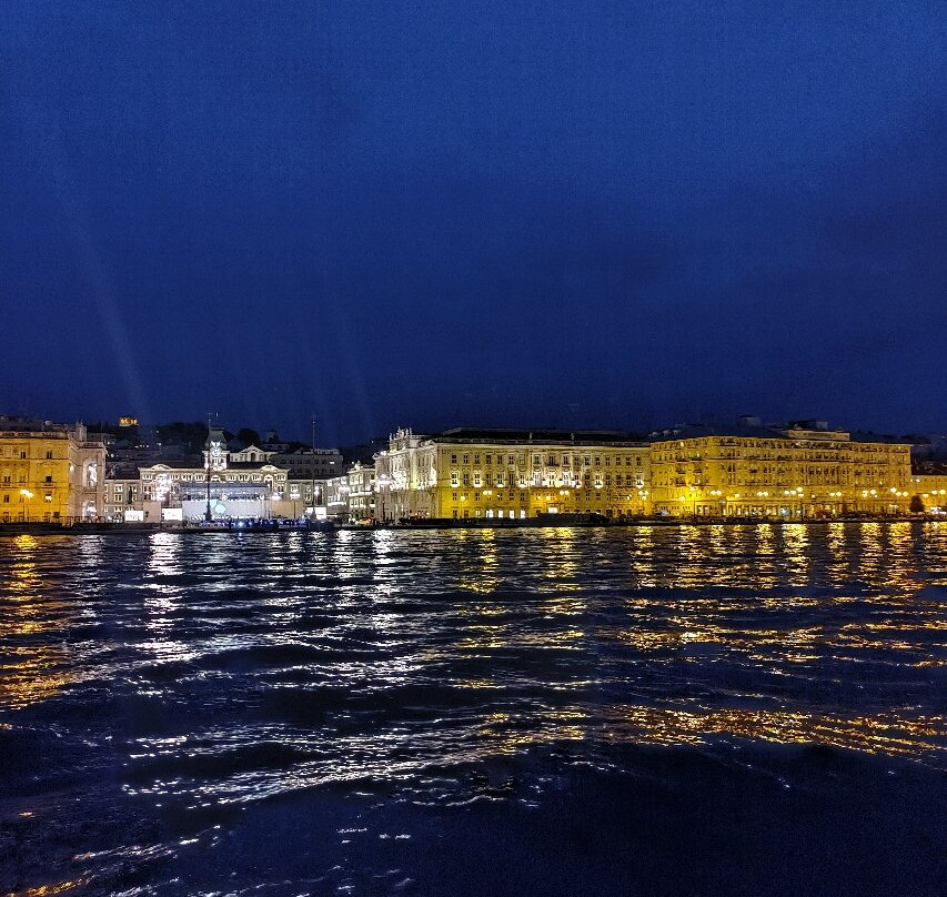 Molo Audace - Già "Molo S. Carlo"-的里雅斯特必去景点