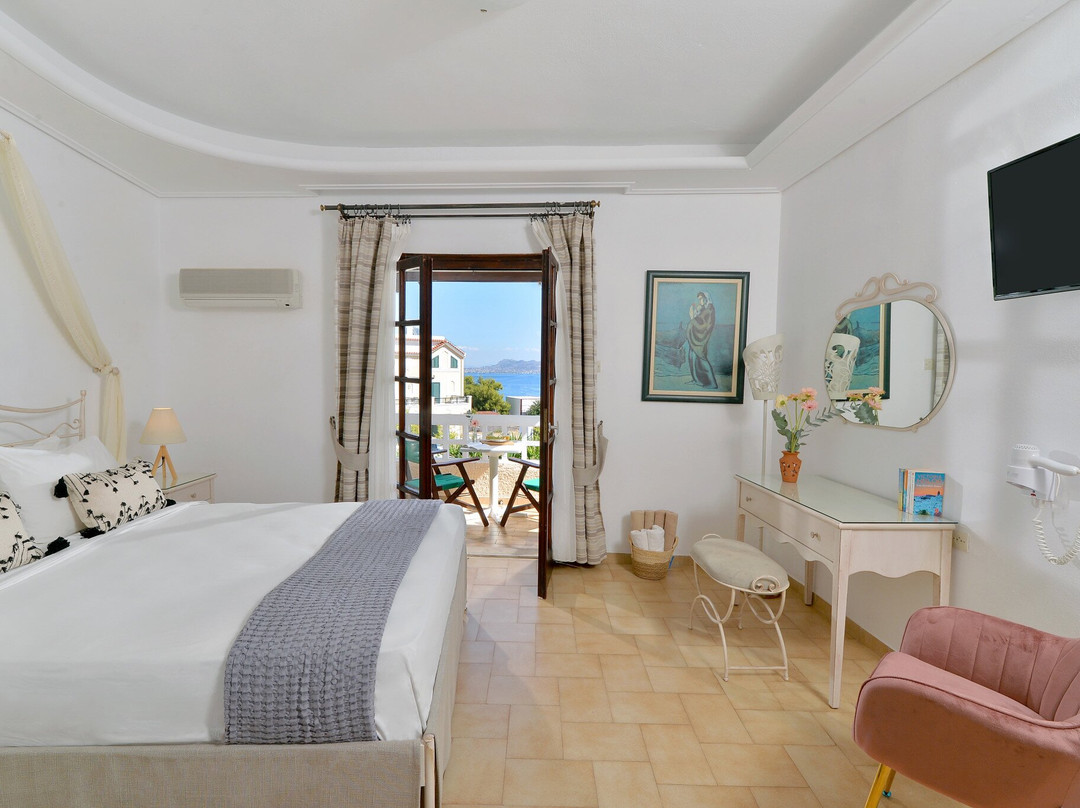 瓦萨洛拉斯酒店主图