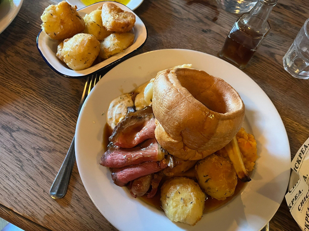 Charlton Musgrove酒店住宿-The Bell And Crown