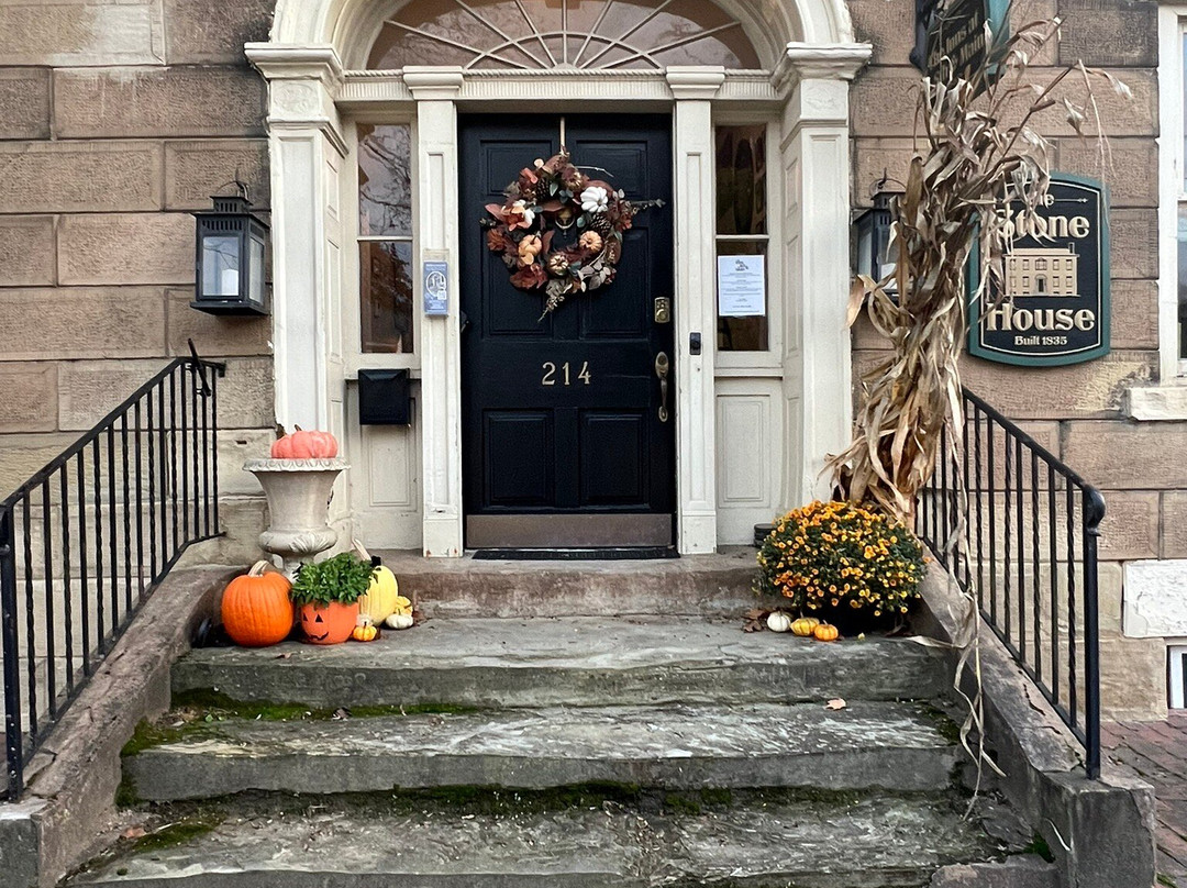 The Inns at 8th & Main主图