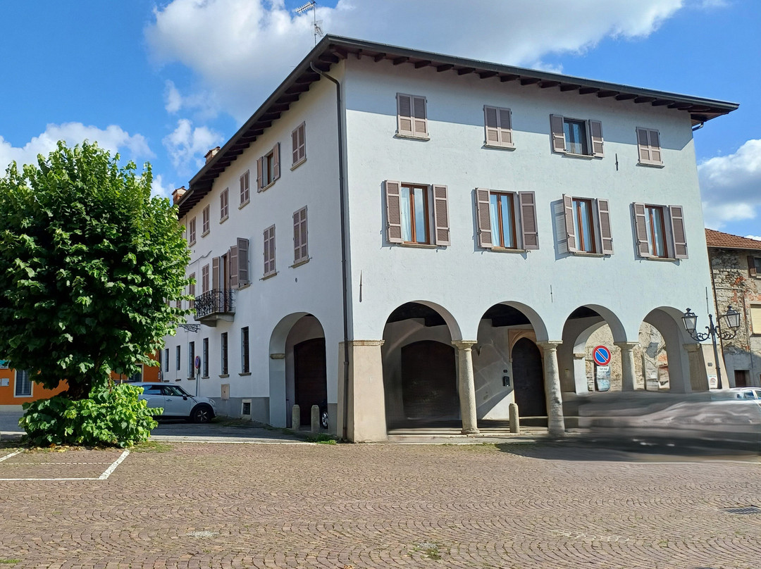 Palazzo del Ticial-Gozzano必去景点