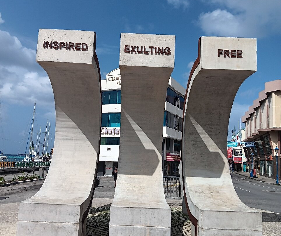 National Heroes Square-布里奇顿必去景点