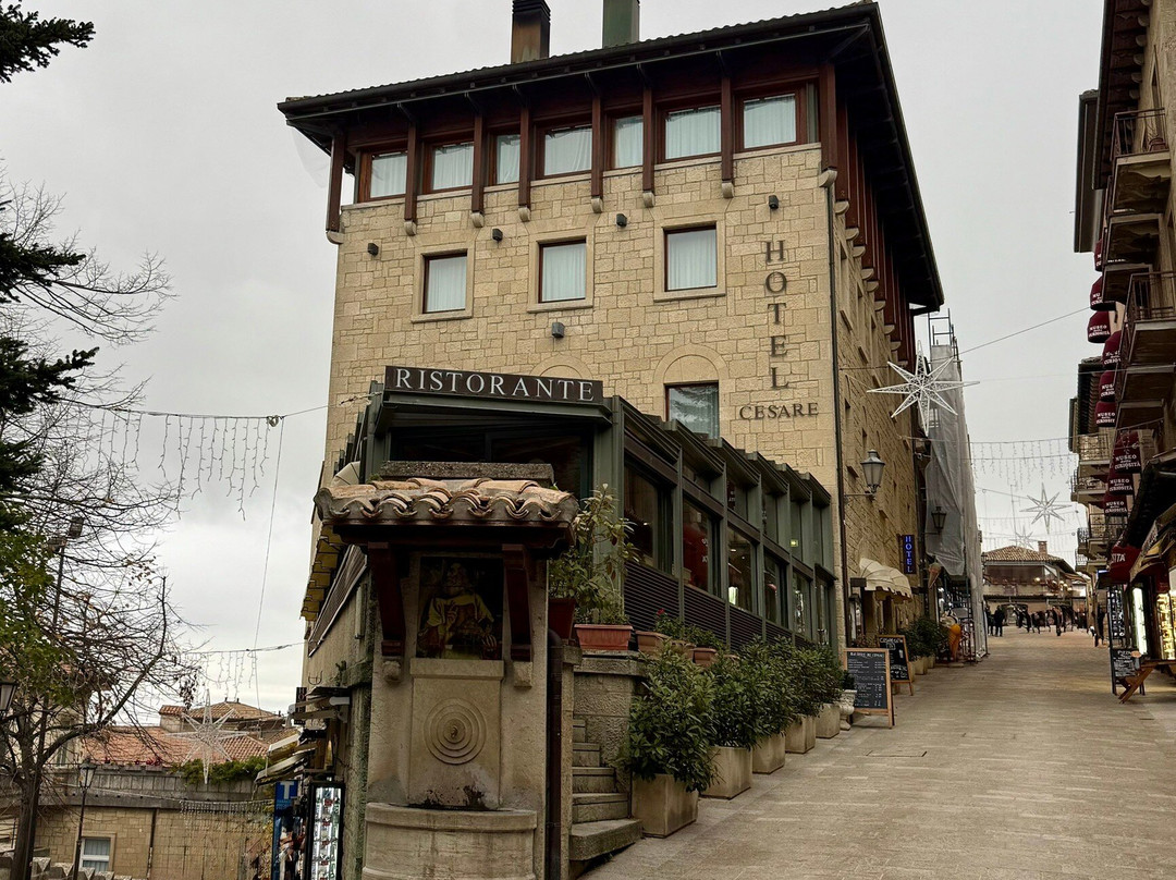 切萨雷酒店主图