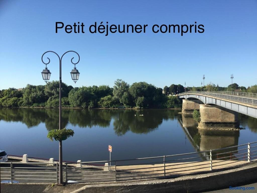 Sainte-Terre酒店住宿-La Riviere