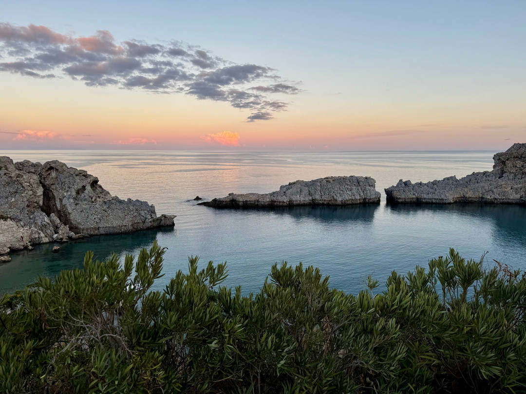 St Paul's Bay-林多斯必去景点