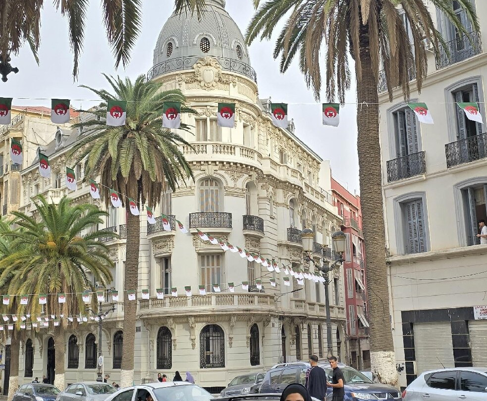 Place du 1er Novembre-奥兰必去景点