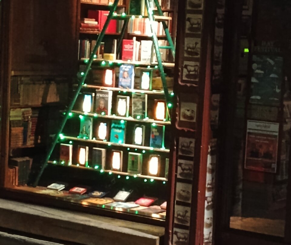 Booth's Bookshop & Cinema-海伊必去景点