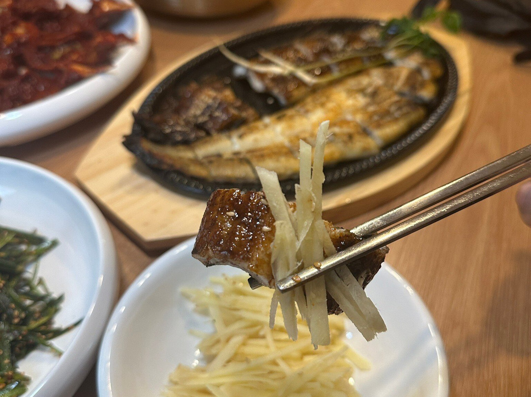 Romantic Restaurant Namyangju Eel Restaurant Dasan Branch