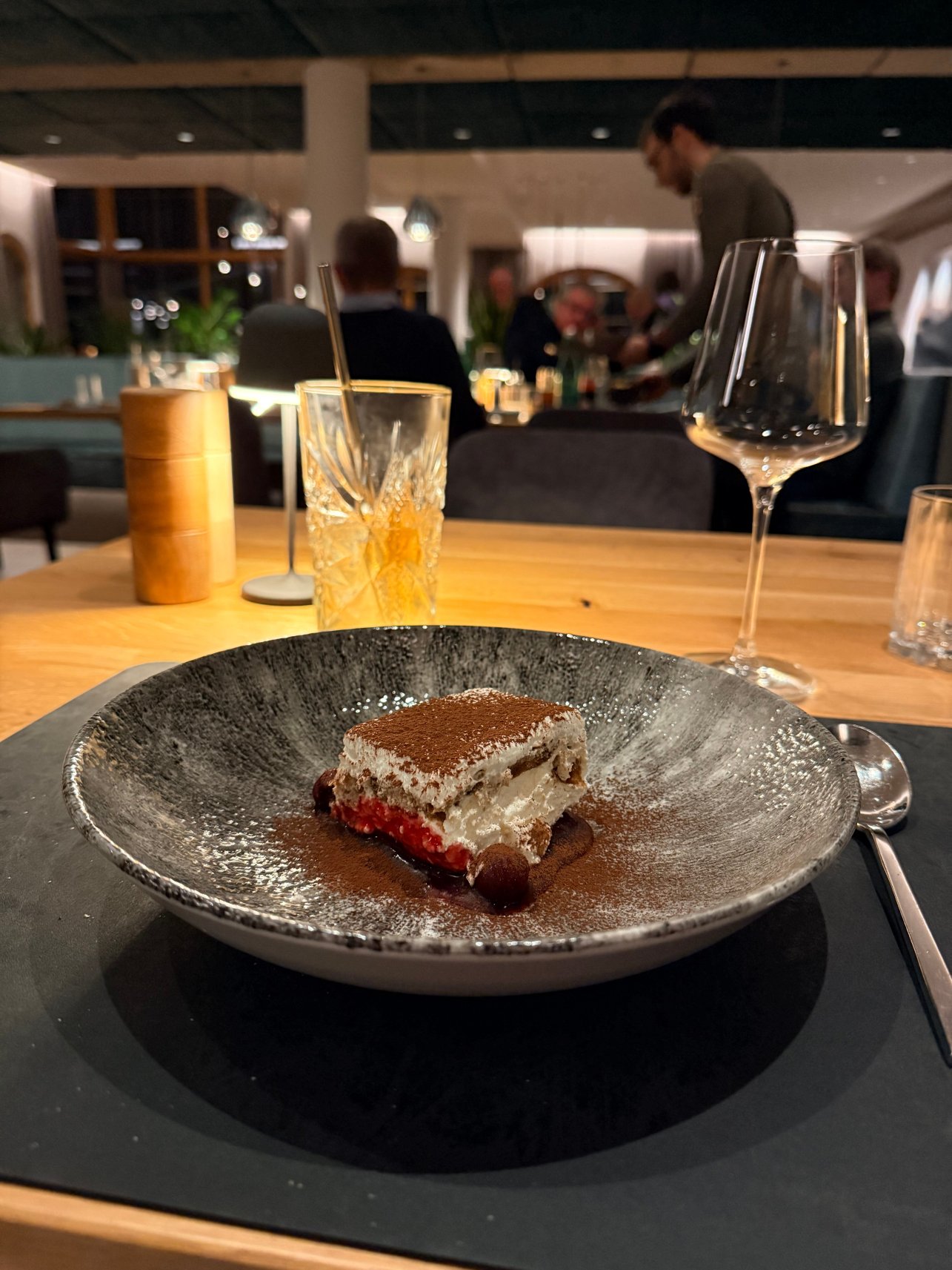 阿尔皮纳酒店-官方