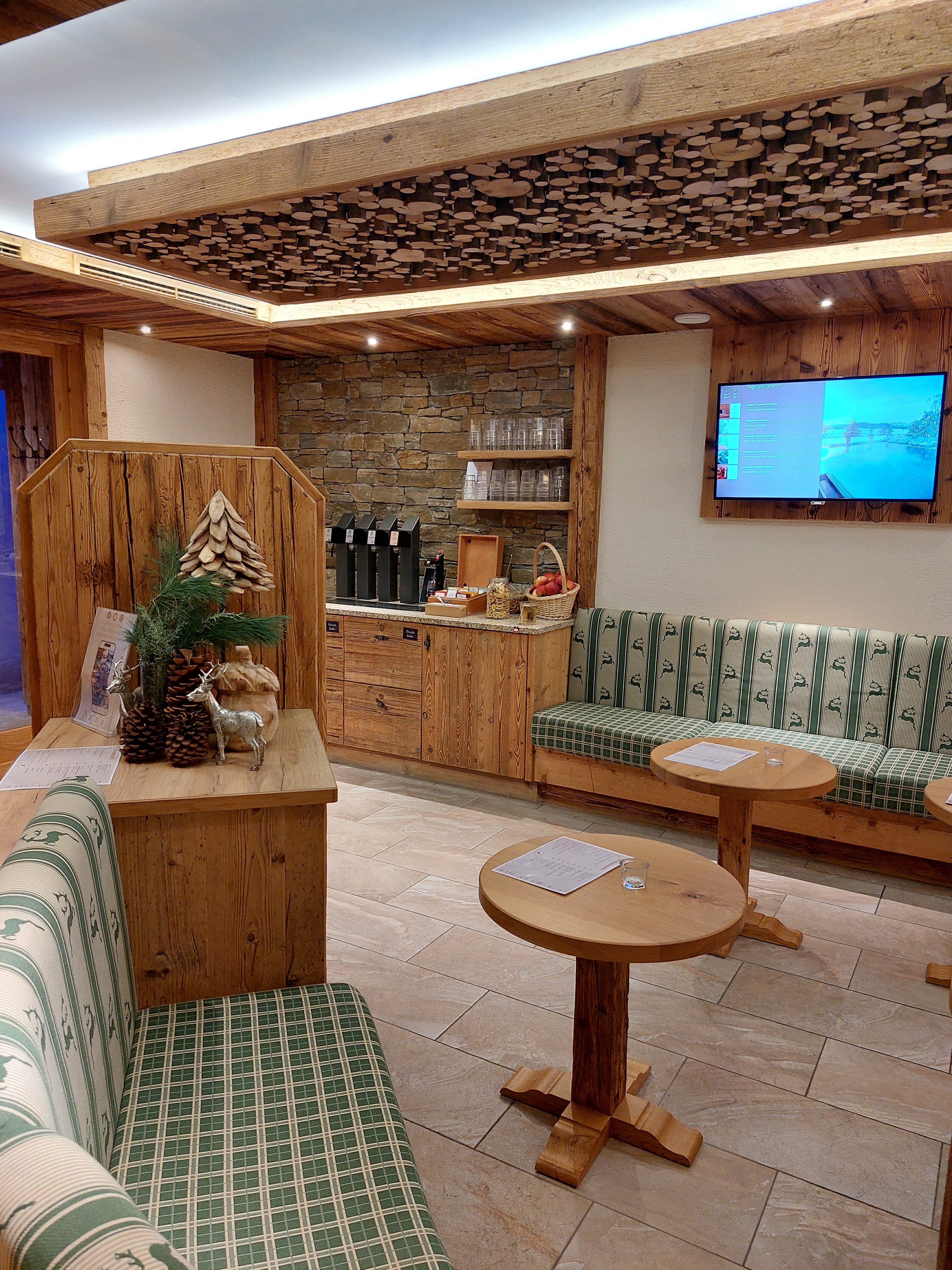 Natur- & Wellnesshotel Brunner Hof-泳池