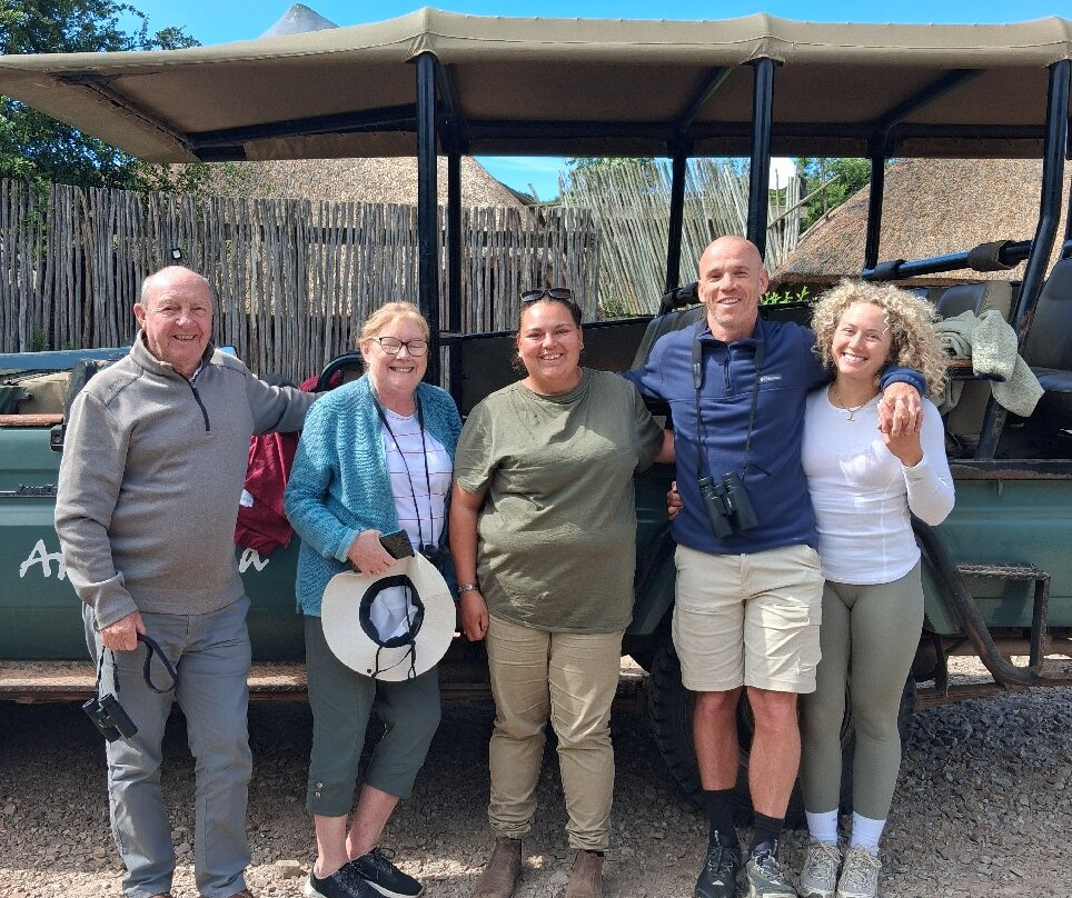 Bukela Game Lodge - Amakhala Game Reserve