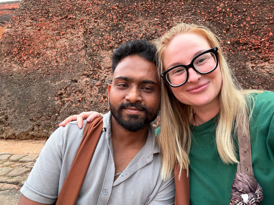 Dey Metta Tours Official-孟买必去景点