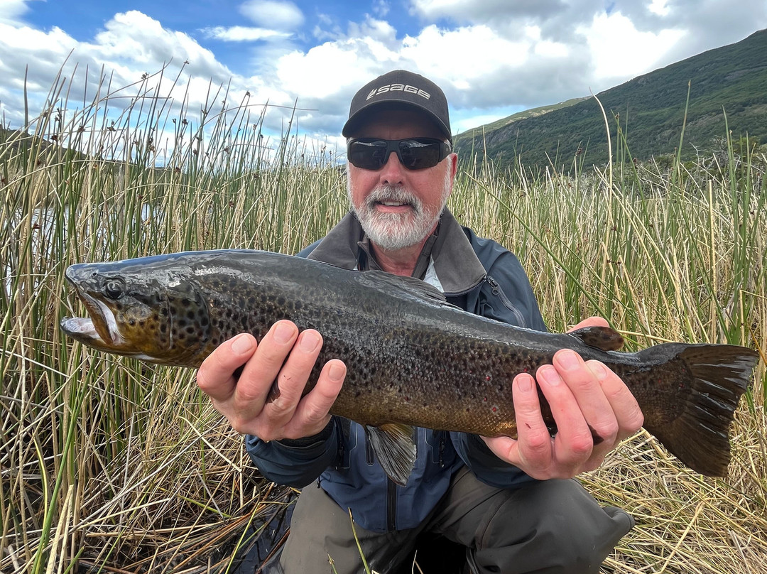 Mosquero Fly Fishing-纳塔莱斯港必去景点