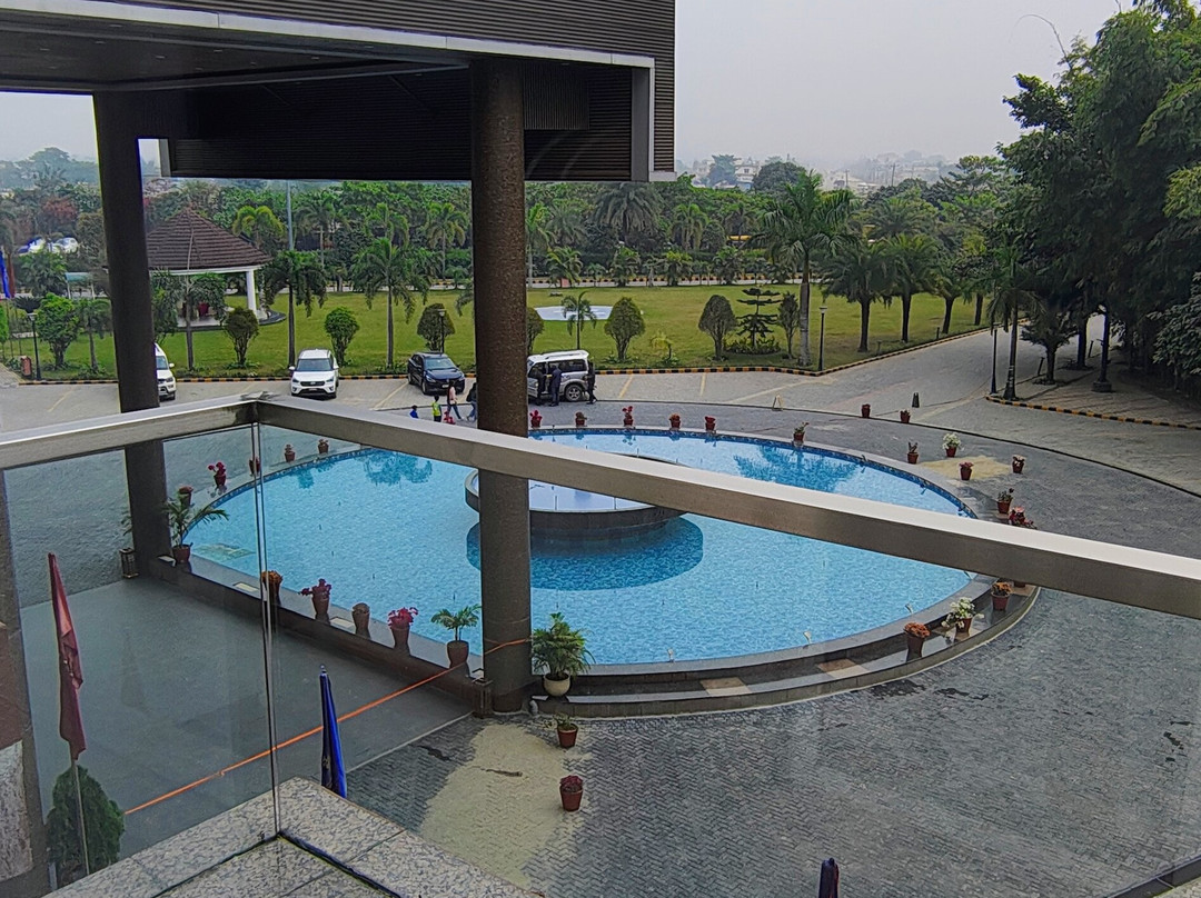 Hotel Mechi Crown