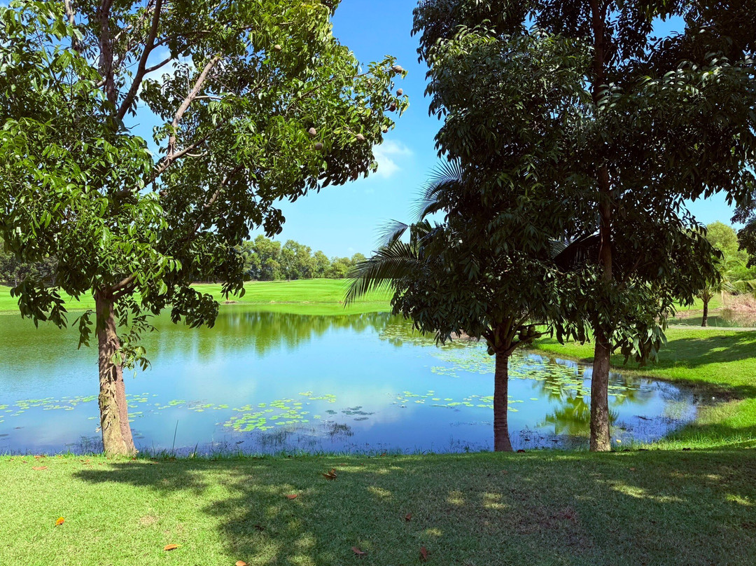 Royal Bang Pa-in Golf Club-挽巴茵必去景点