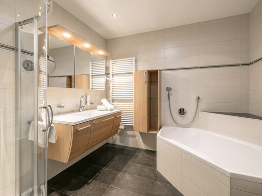 Martinshof Berg Herz Hotel主图