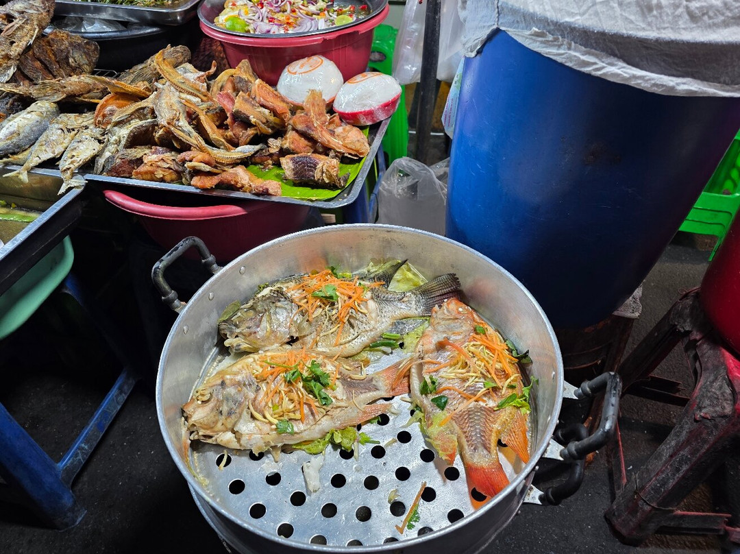 Chiang Mai Gate Night Market-清迈必去景点