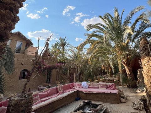 Siwa Tour Guide & Photographer