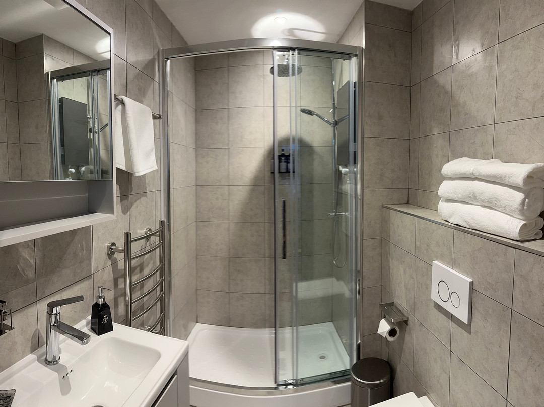 Empress Boutique Hotel Suites