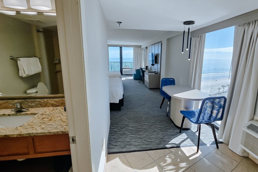 鹦鹉螺酒店-客卧