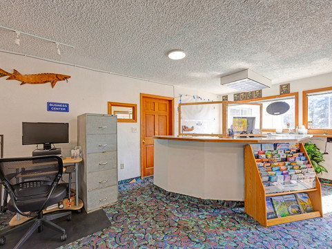 Capital O Stevenson Inn Riverside