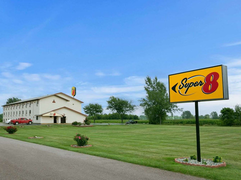 萨吉诺温德姆速8酒店