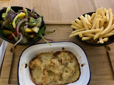 禾利亚尔阿姆斯酒店主图