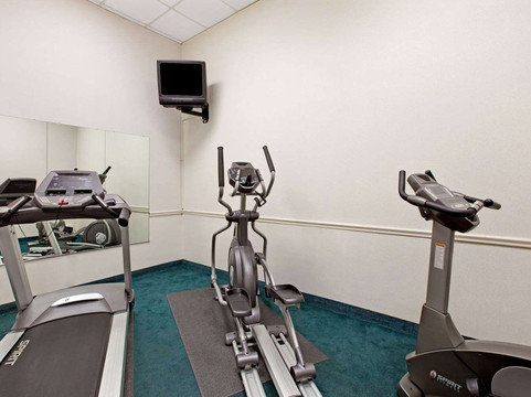 Travelodge by Wyndham Bellmawr