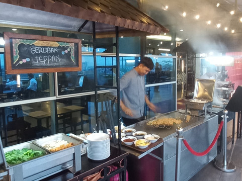 勿加泗地平线创世纪酒店主图