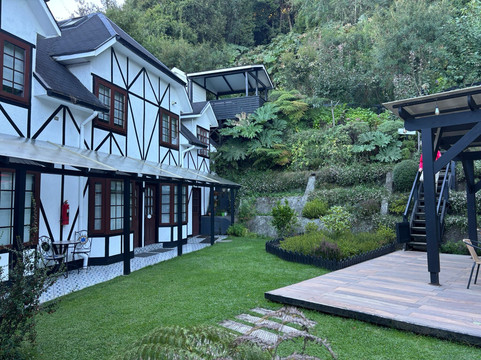 弗鲁蒂亚尔酒店主图