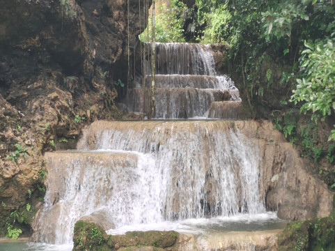 Cachoeira Boca da Onça-Bodoquena必去景点