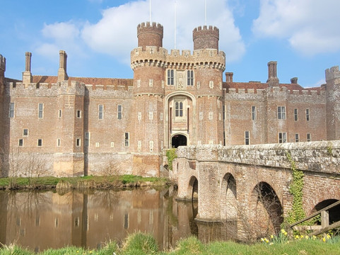 Herstmonceux Castle-Hailsham必去景点