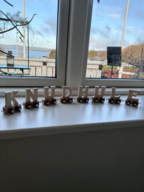 昆都勒班德小屋酒店-官方