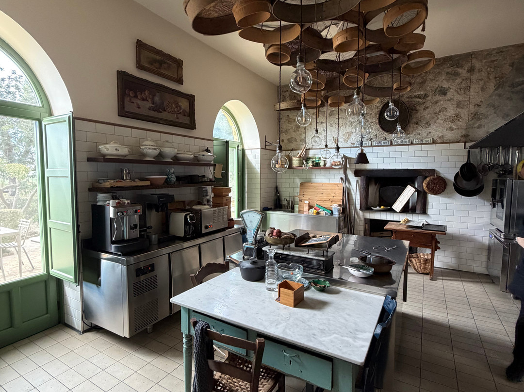 风特斯艾皮思科皮酒店主图