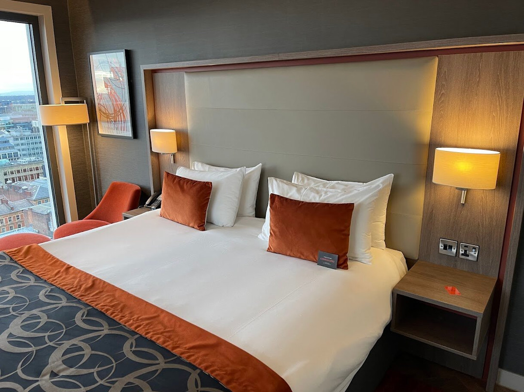 曼彻斯特中心克莱顿酒店主图