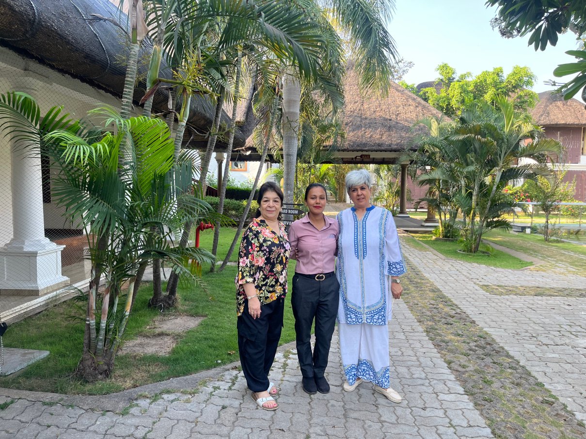 勒庞迪-海滩及湖泊度假村-官方