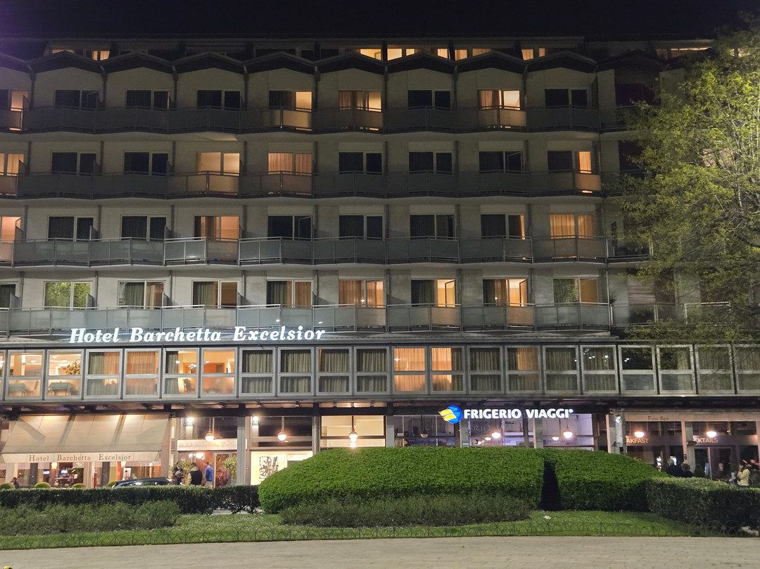 巴格尔达高级酒店主图