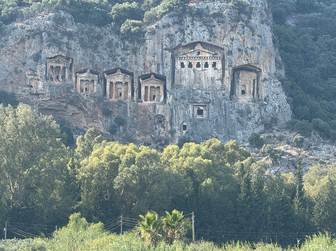 Ancient Rock Tombes-费特希耶必去景点