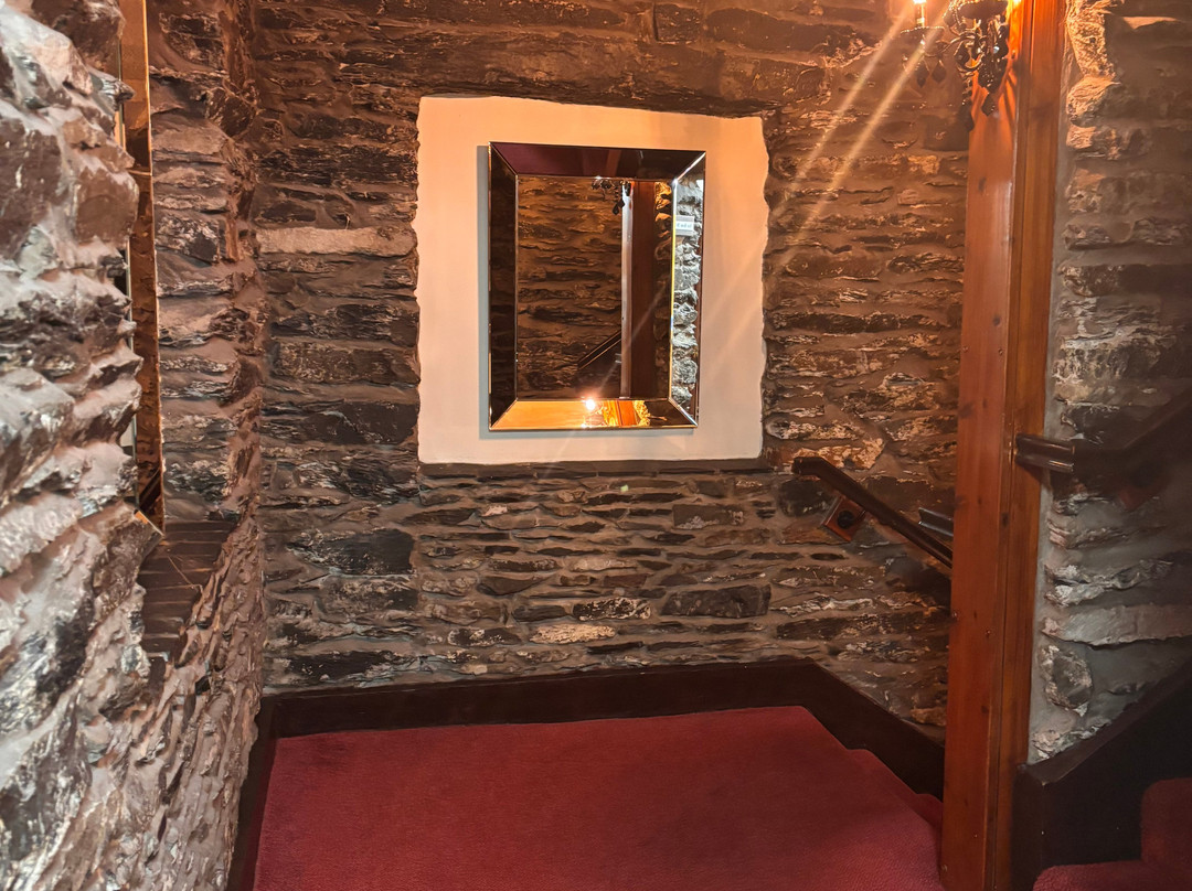 怀特沃特水疗酒店主图