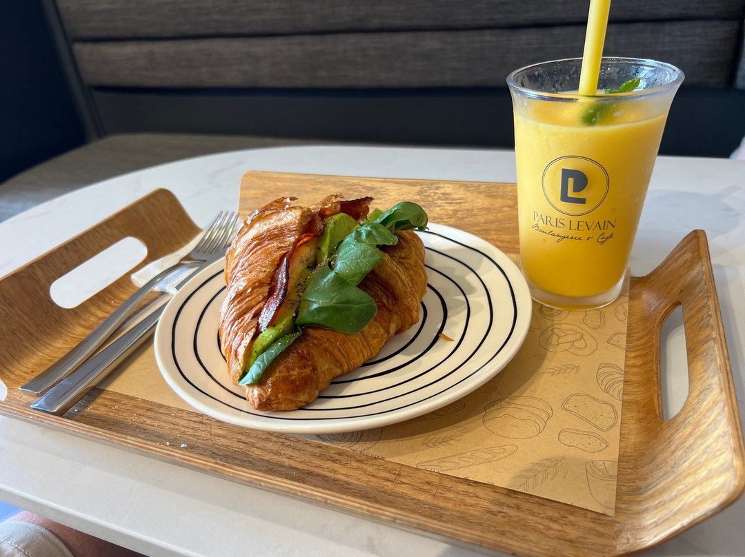 Paris Levain Boulangerie & Cafe